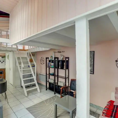 Appartement Id 216 Cosy Duplex Tour Eiffel Area Paris