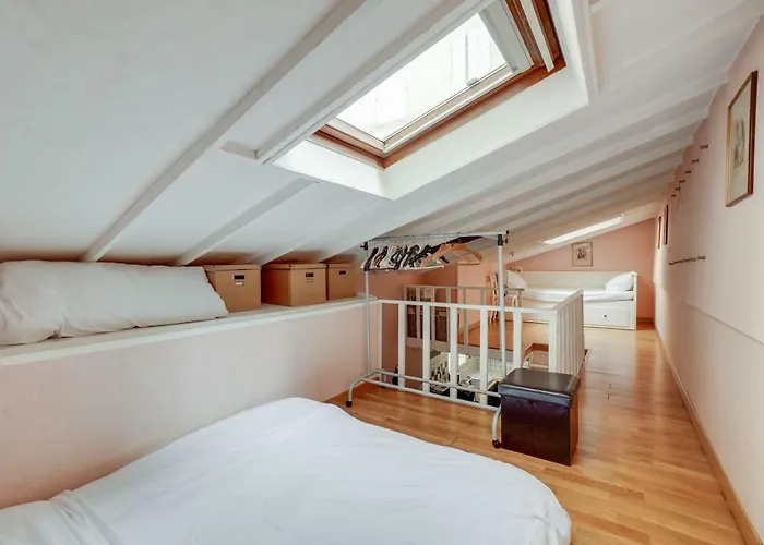 Id 216 Cosy Duplex Tour Eiffel Area Lägenhet *